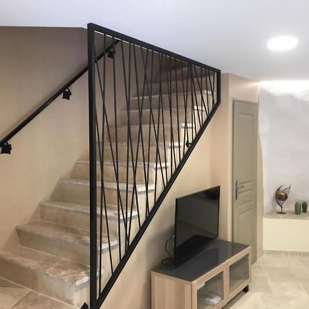 Maison Des Muriers Le Luc Kültér fotó